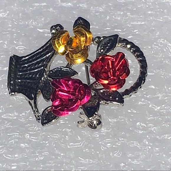 Red, Pink, & Gold Roses in Silver Tone Basket Brooch/Pin - Picture 12 of 16